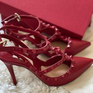 Valentino Garavani Rockstud ankle strap pump in patent leather